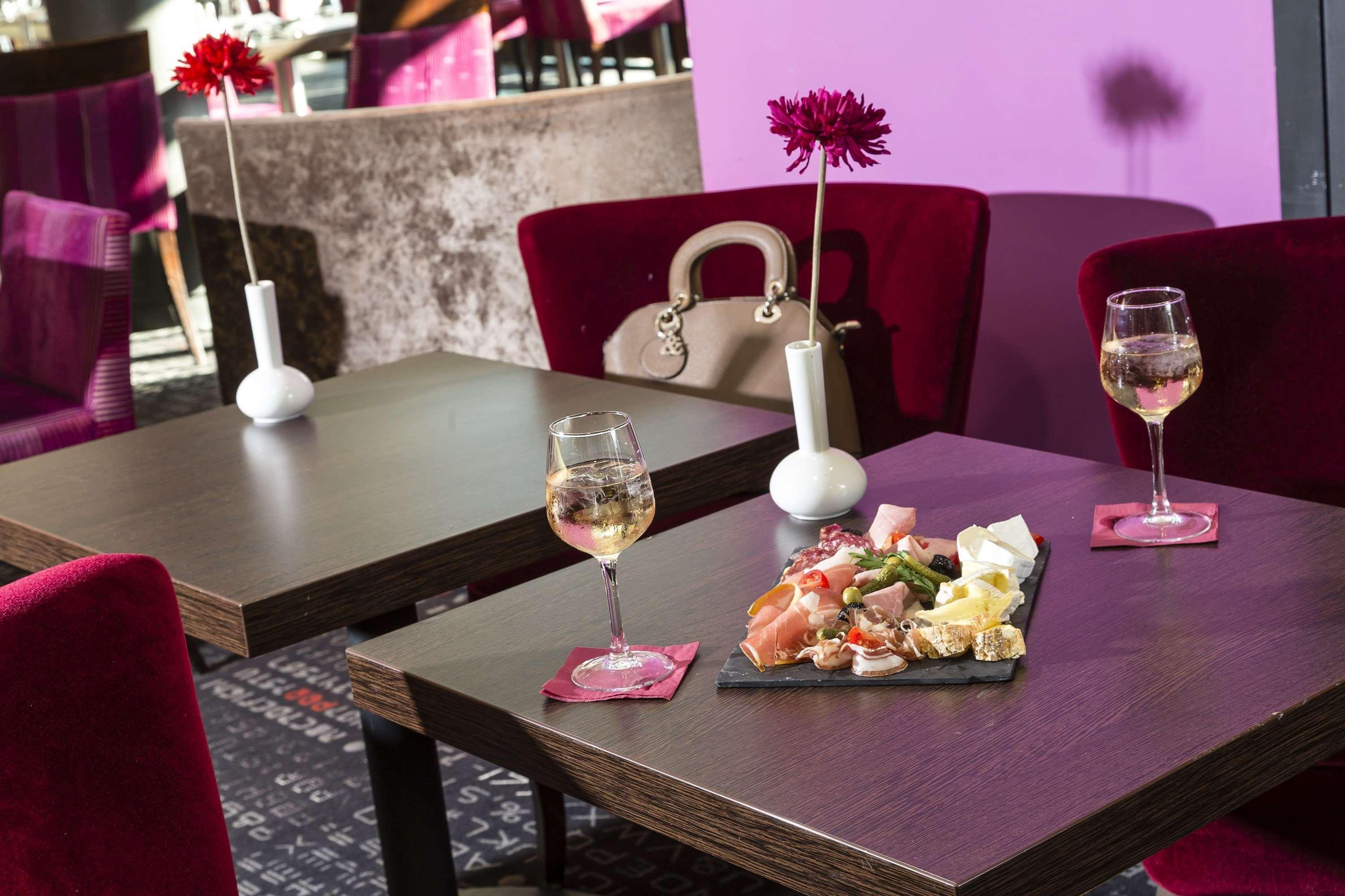 Mercure Aix-En-Provence La Duranne Gare Tgv Exterior foto