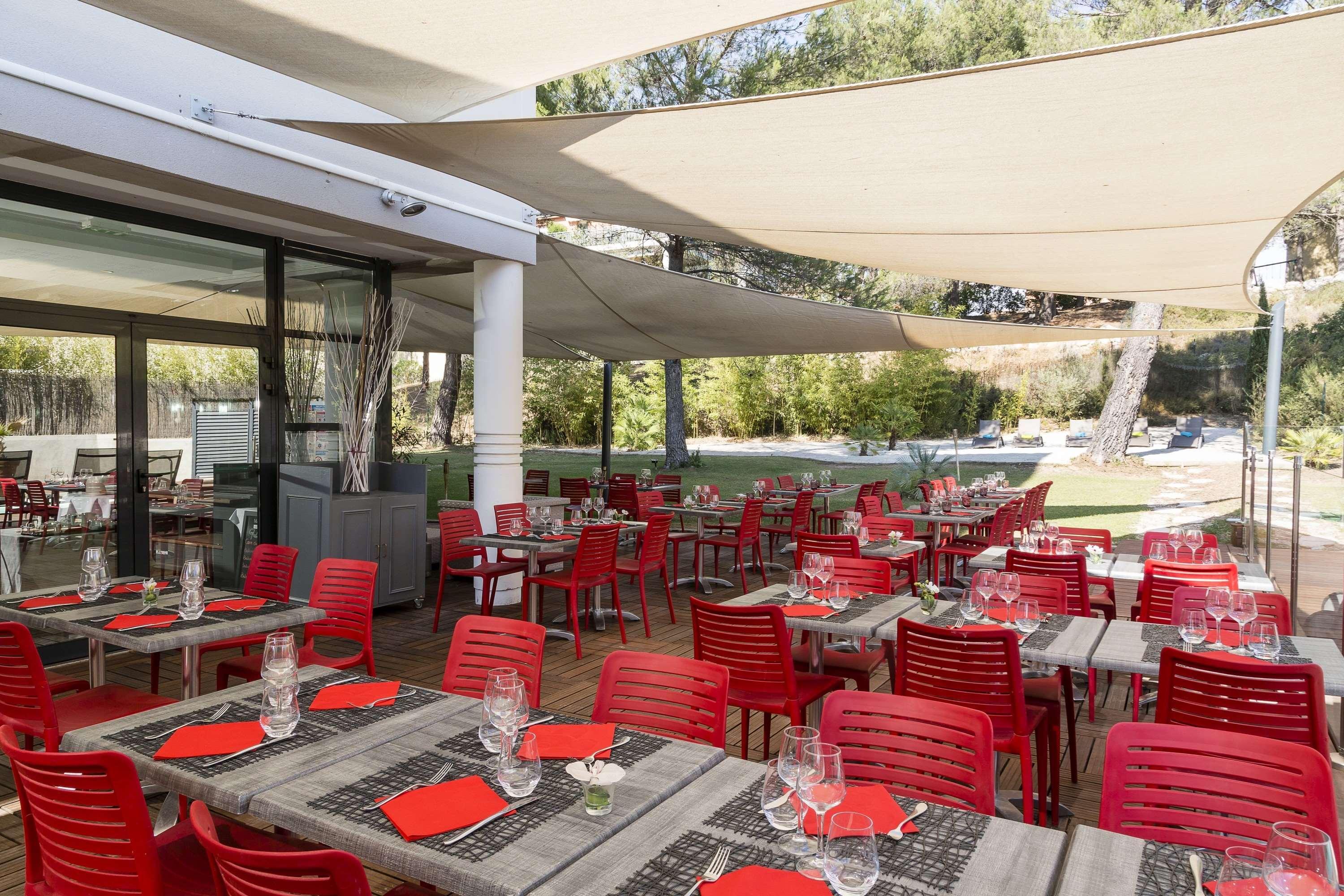 Mercure Aix-En-Provence La Duranne Gare Tgv Exterior foto